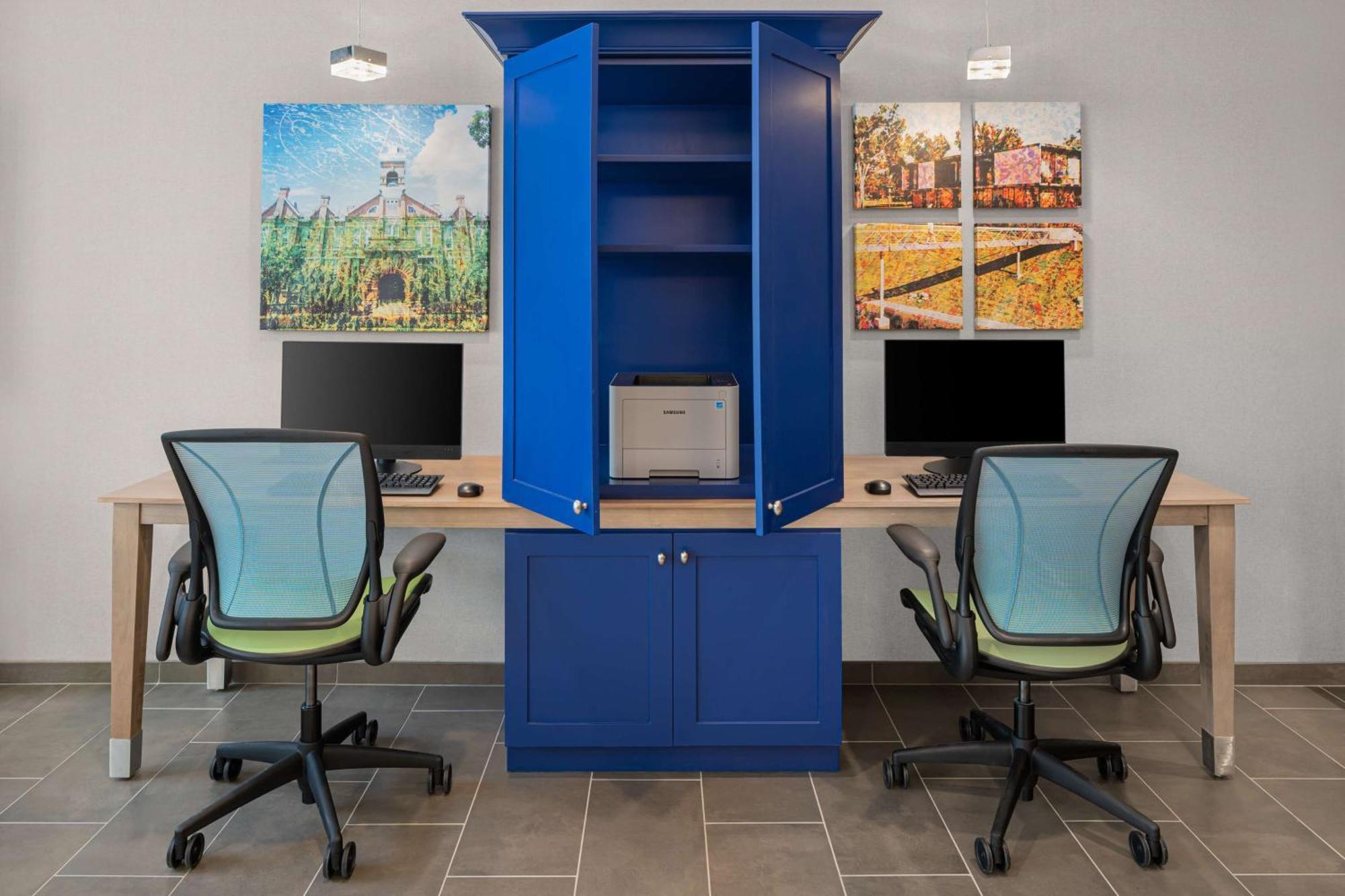 Home2 Suites By Hilton Des Moines At Drake University Екстериор снимка